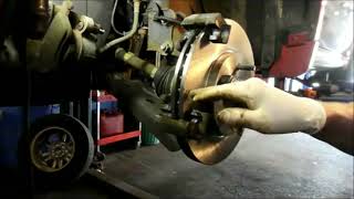 How To Replace Front Brakes 2001-2012 Ford Escape