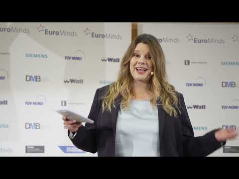 Begrüßung durch Tagesmoderatorin Gila Thieleke & Sören Bauer Wirtschaftsgipfel EuroMinds 01.07.2022