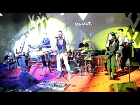 Daniel Lazar - Need You Now / Live@Club Vault