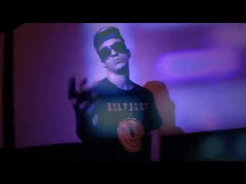4. Soto Asa - GUCCI + RIÑONERA (VIDEO)