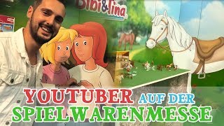 YouTuber besuchen den Bibi & Tina Stand auf der Spielwarenmesse