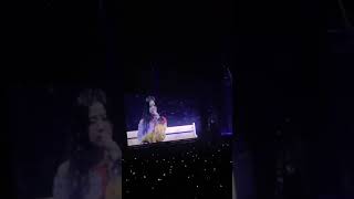 Download lagu How Can I Love The Heartbreak, You're The One I Love (Jisoo solo stage) Tokyo dome concert - 191204 mp3