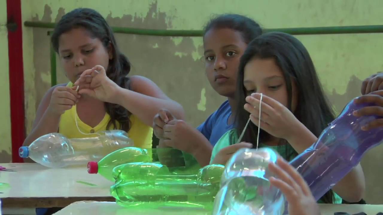 Oficina Socioambiental - Atividade de reciclagem