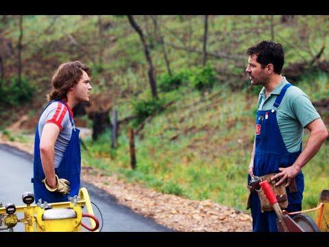Thumbnail of the video: Featurette