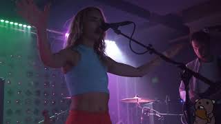 Pumarosa - Priestess (live at Baby&#39;s All Right 10/10/17)