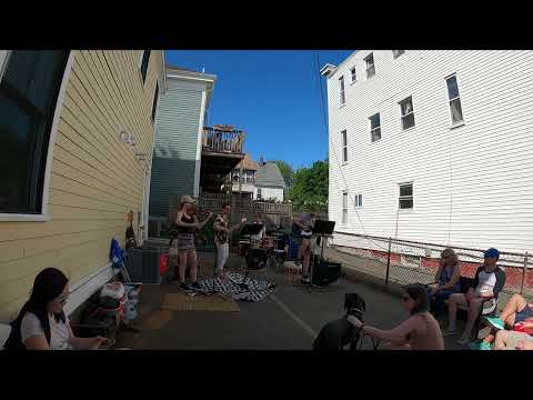 Gotta Leave - Three Weeks Notice (Somerville Porchfest 2023)