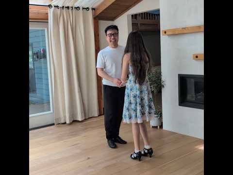 Video preview for Intermediate Salsa Combo 🔥