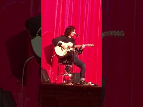 Escuro by Luca Mundaca