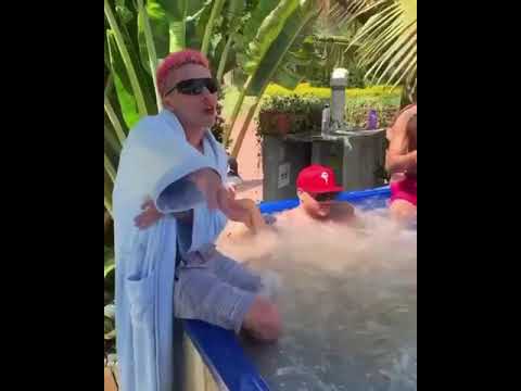 @leobash - "Tengo algunos cheques que ni toco" (freestyle)