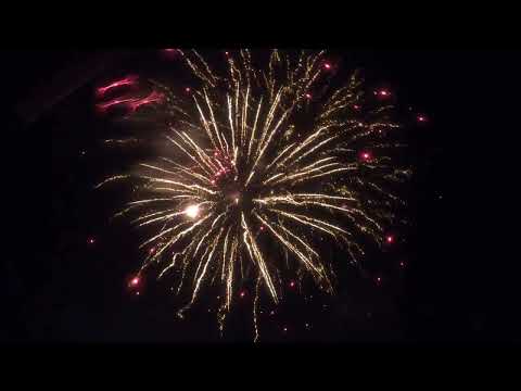 Feuerwerk beim Herbstfest bei der Energiefabrik Knappenrode