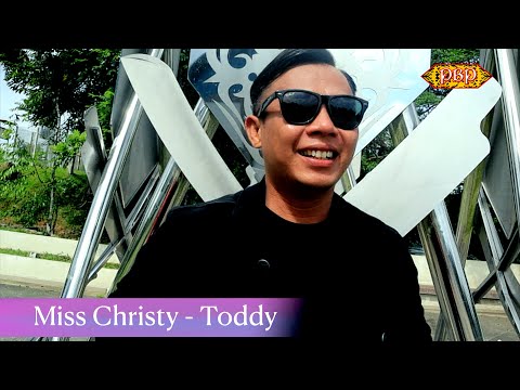 Miss Christy  - Toddy  (MTV Official)