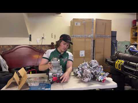 THE BEST ENGINE IN KARTING? / Christmas X30 Unboxing