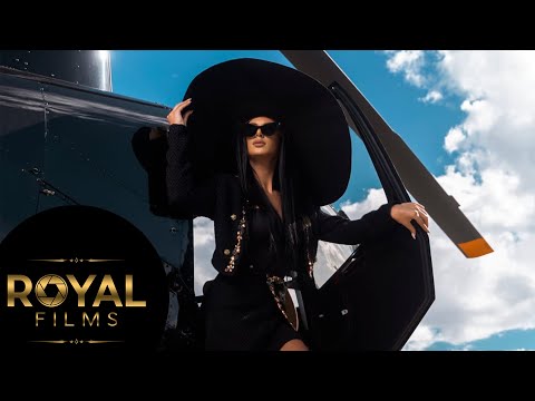 SANJA LAZIC - U ZLATU BIH SE KUPALA (OFFICIAL VIDEO 2022)