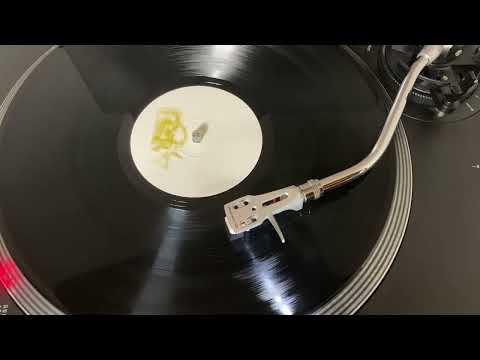 RAZOR N TAPE COEO EDITS B2 MOVE YOUR BODY