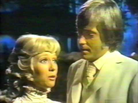 I MIGHT FRIGHTEN HER AWAY ( LOST HORIZON ) Burt Bacharach Jack Jones Sandy Duncan