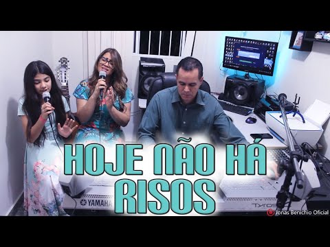 Pamela Helen, Jhenifer Ebony e Jonas Benichio - Hoje não há risos