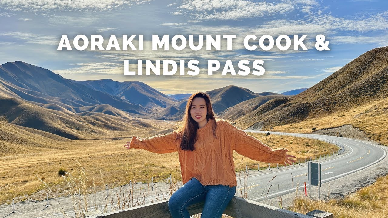 Travelers experience a short hike to Tasman Glacier.