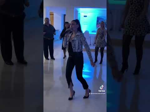 Loredana Fieraru - Buzele cu rosu închis (live)