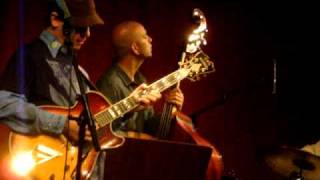 Kurt Rosenwinkel in Fasching 2011-04-20. Part 3/3