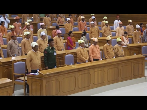 DVB - ဦးကိုနီ လုပ္ၾကံခံရမႈ ၀မ္းနည္းျခင္း စစ္ကိုင္းတိုင္းလႊတ္ေတာ္မွာ ဖဲၾကဳိးနက္ လႈပ္ရွားမႈ ျပဳလုပ္