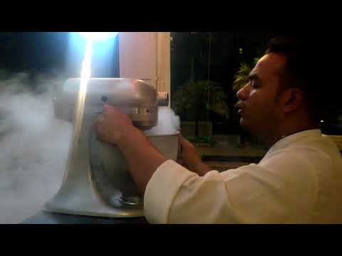 Minus 196 degree ice cream @ Fava, UB City - Liquid nitrogen infused - Dark Chocolate Decadence