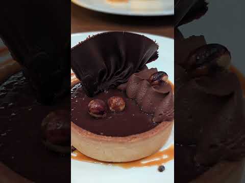 Thumbnail for Virgin Voyages Scarlet Lady Food Tour 🍴 All the Restaurants on Board