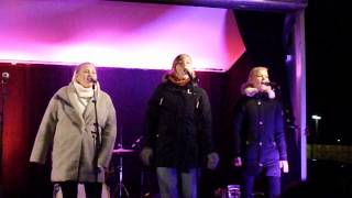 Rockin' Around the Christmas Tree Christmas Chicks 20 nov 2014 in Uddevalla