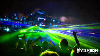 Mike Candys & Martin Garrix   People Hold On Wizard   (Crazy Men Mashup )