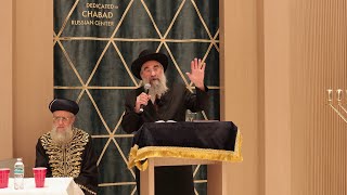 The special merits of forgiveness | The secrets of Birkat HaLevanah (הרב יצחק ישראלי) - התמונה מוצגת ישירות מתוך אתר האינטרנט יוטיוב. זכויות היוצרים בתמונה שייכות ליוצרה. קישור קרדיט למקור התוכן נמצא בתוך דף הסרטון