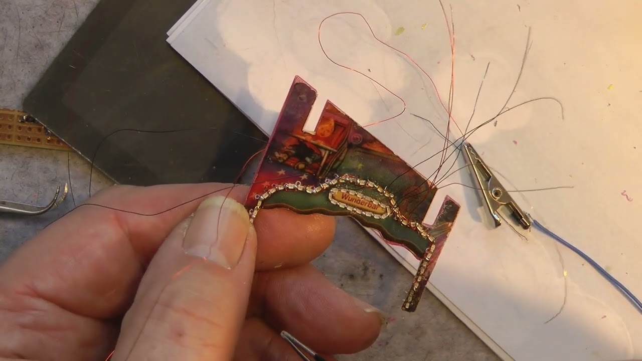 Wolfgangs Märklin Modellbahn-Musik Express Teil 2 LEDs an die Trennwand