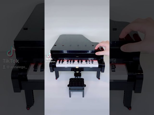 Vídeo relacionado con Lego Ideas Grand Piano 21323 Model Building Kit, Build Your Own Playable Grand Piano, an Exciting DIY Project for The Pianist, Musician, Music-Lover or Hobbyist in Your Life, New 2020 (3,662 Pieces)