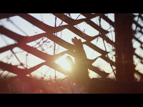 Heard Right & Elliot Vast - Golden Hour (Official Music Video)