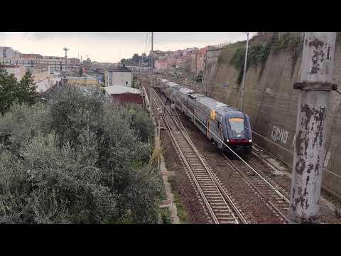treno Rock Savona-Sestri Levante in partenza da Savona con macchinista simpatico