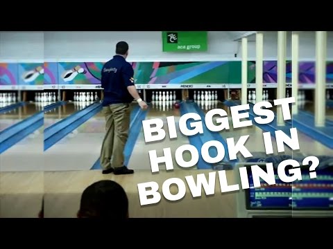 Biggest Hook you will ever see in Bowling ...Tom Daugherty