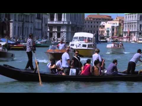IN CANAL GRANDE OGGI SI VA PIU' PIANO