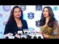 Zara Khan With Her Mother Salma Agha At Red Carpet Of Lion Gold Award 2022 Shudh Manoranjan
