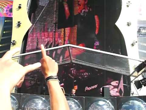 Armin playing Never Say Never vs Ali Wilson - Shakedown @ Dance Valley 2009