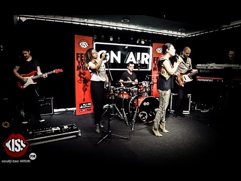 Andra - Mocirita Cu Trifoi (Live la Kiss FM)
