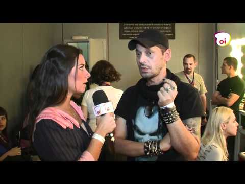 Oi Moda // Backstage Samuel Cirnansck   - São Paulo Fashion Week Inverno 2011