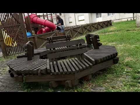 Cazare în Târgu Mureș la pensiunea Viena. Explorăm o mică parte din oraș cât ne lasă furtuna.