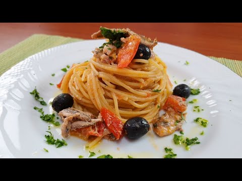 FANTASTICI SPAGHETTI POMODORINI E ALICI e son tutti felici 😋 PRANZO GOLOSO PRONTO IN 10 MINUTI