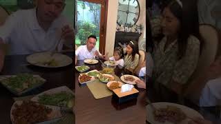 Download lagu The Onsu Family - Sarwendah & Ruben Onsu ajari anak-anak DISIPLIN SEJAK DINI mp3