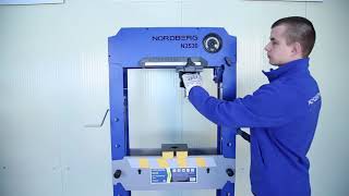 Пресс гидравлический ручной 30 тонн Nordberg PRO N3530, напольный, гаражный