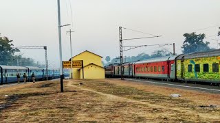 preview picture of video 'Daring Dalbhumgarh Diary : Pune Duronto ruthlessly overtakes Nanded Express!'