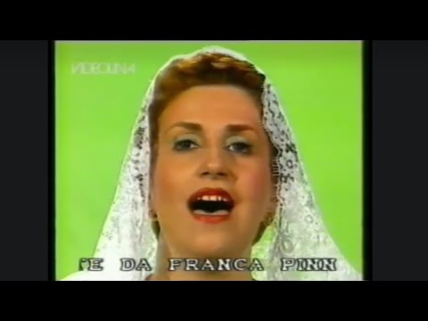 Franca Pinna canta la sigla di "Antologia di Sardegna Canta"