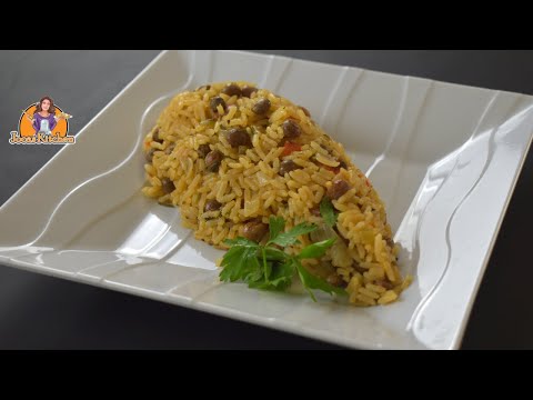 The Most Delicious Dominican Rice With Pigeon Peas and Coconut