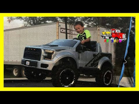Unboxing Assembling The Power Wheels Ride On Ford F-150 Extreme Raptor 12 volt