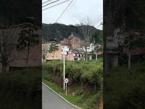Así se escucha la naturaleza y el eco de tus pensamientos en Jérico Antioquia #travel #travelvlog