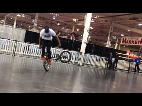 Maple vibes 🍁 Friday sessions