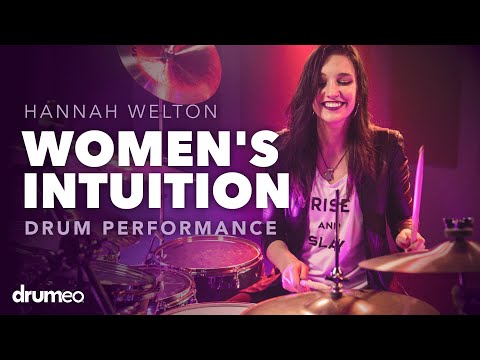 Hannah Welton Performs "Women's Intuition"